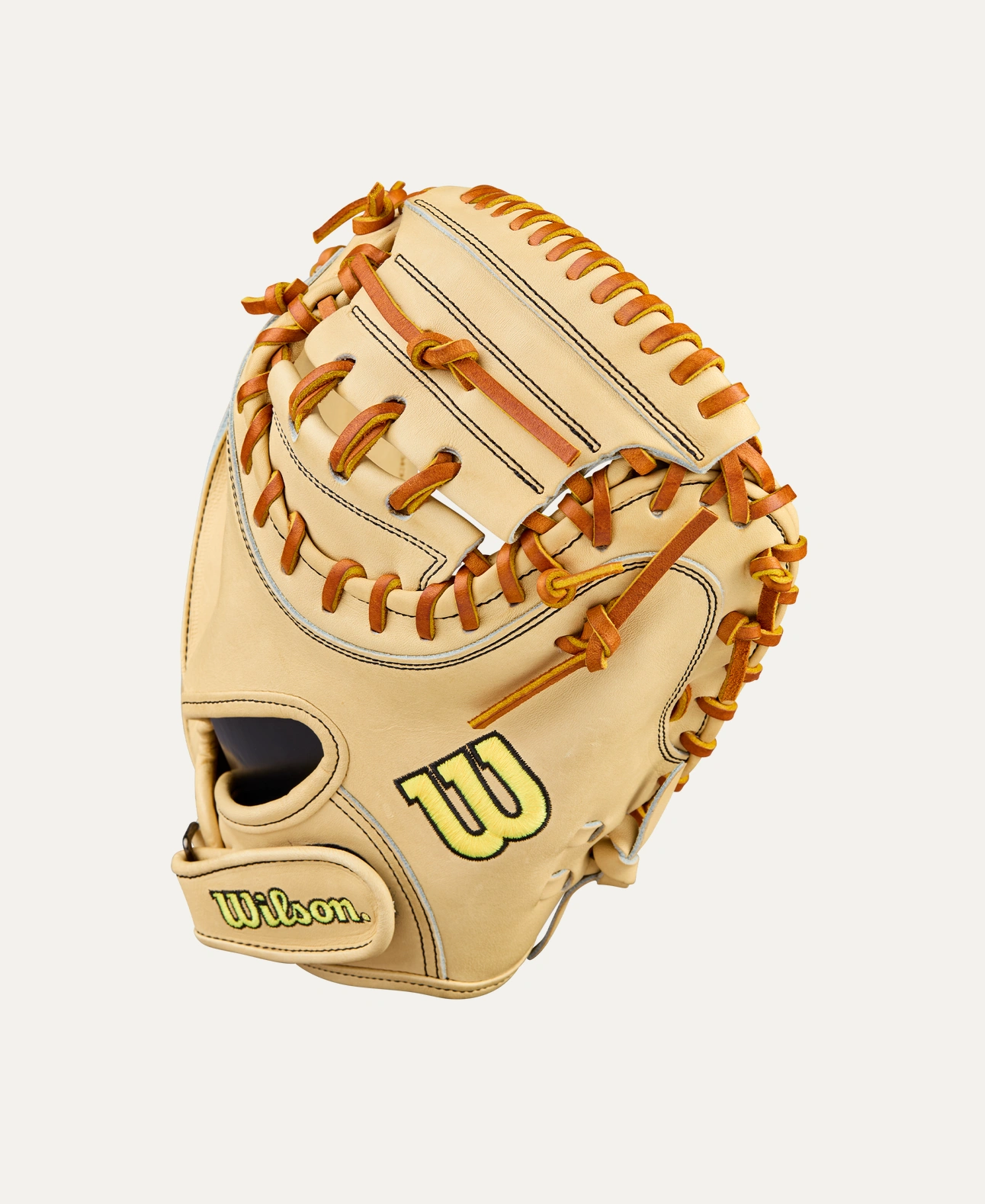 Wilson A2000 PF33 Classics Series 2026 33” C Mitt - Image 4